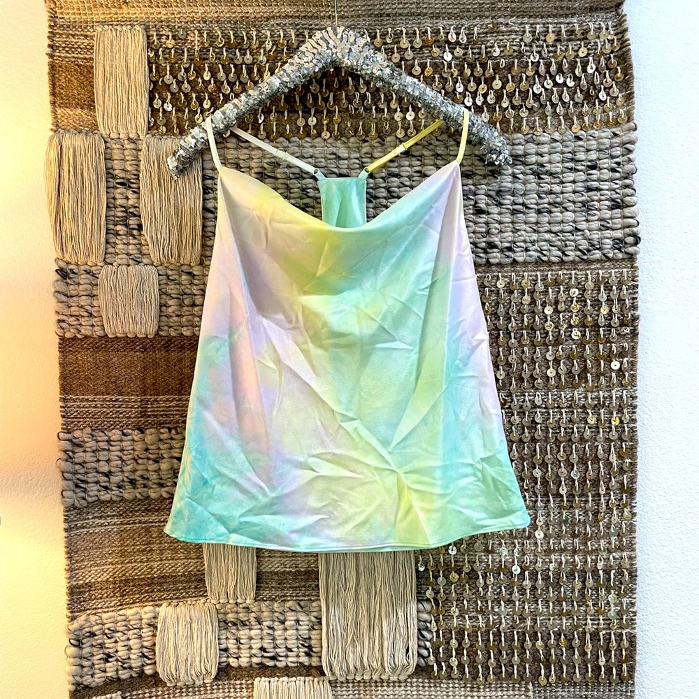 🌈 NWT Do + Be satin tank in pastel rainbow sz S 🌈